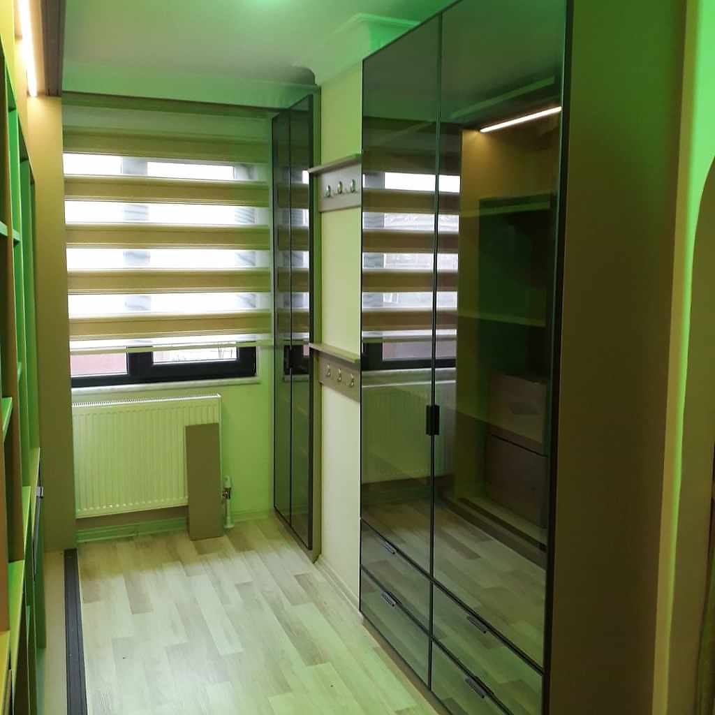 Reflekte Kapak Dolap